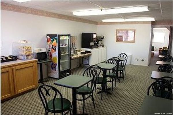 TICABOO LODGE LAKE POWELL (Laketown)